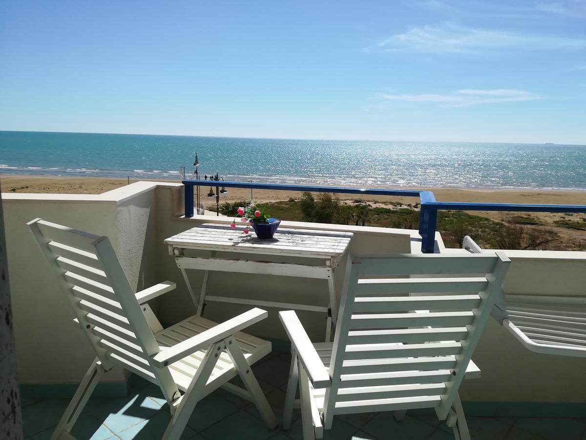 Miramare Hotel Pozzallo Buitenkant foto